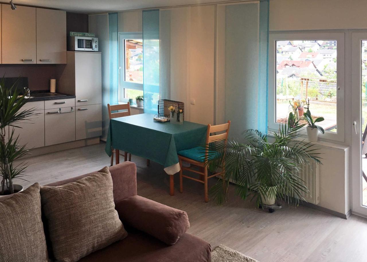 Momlingen Ferienwohnung Im Paradies מראה חיצוני תמונה